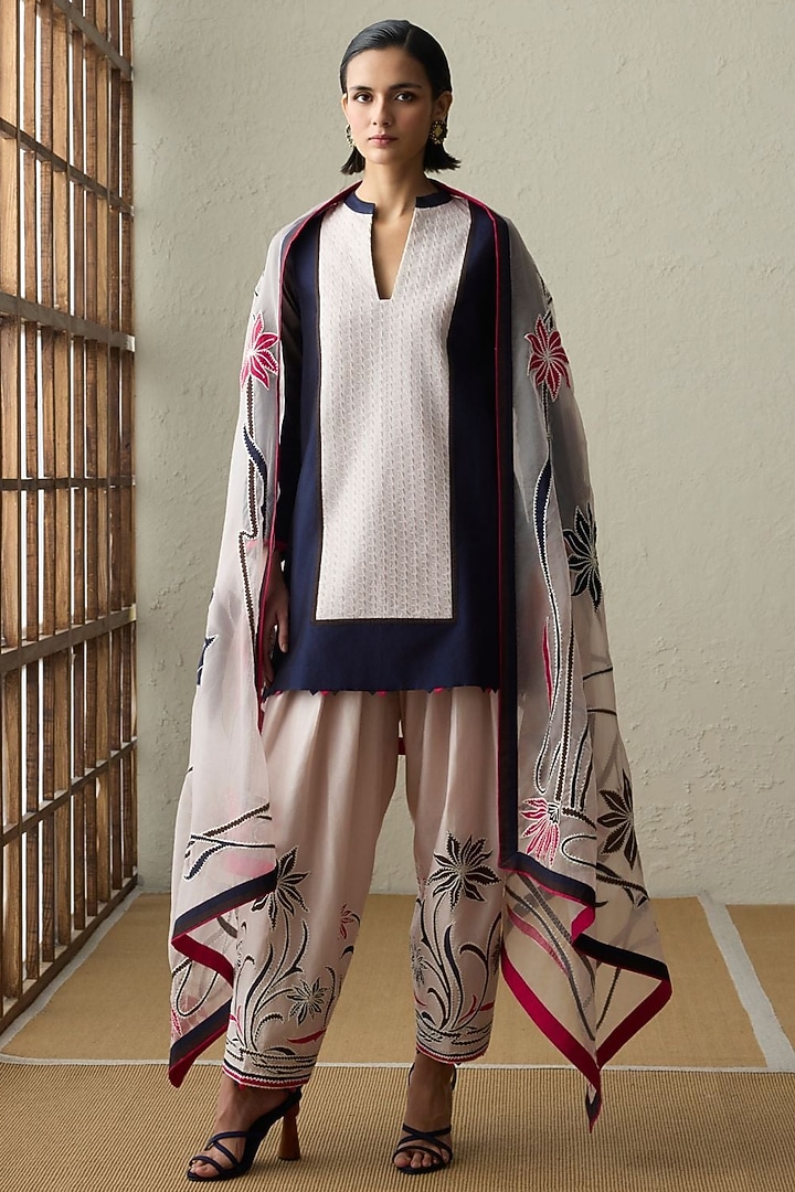 Baby Pink & Navy Blue Silk Chanderi Applique Kurta Set by Sureena Chowdhri at Pernia's Pop Up Shop