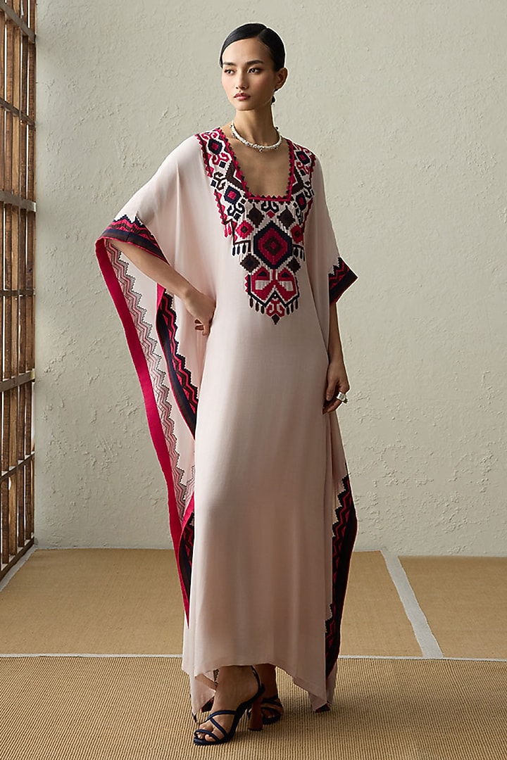 Baby Pink Muslin Applique Work Kaftan by Sureena Chowdhri at Pernia's Pop Up Shop