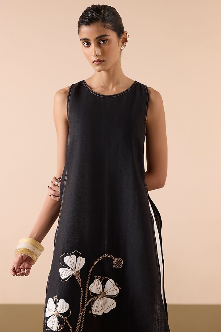 Black Linen Applique Work A-Line Kurta Set by Sureena Chowdhri at Pernia's Pop Up Shop