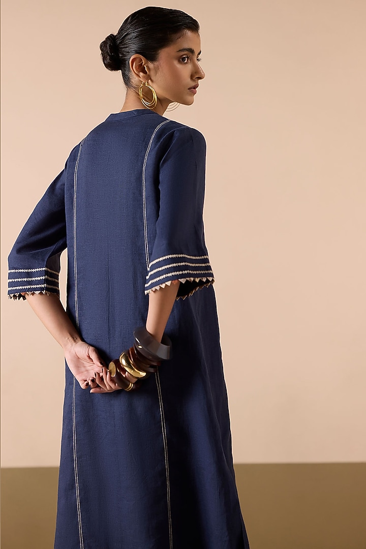 Navy Blue Linen Thread Work Straight Kurta Set by Sureena Chowdhri at Pernia's Pop Up Shop