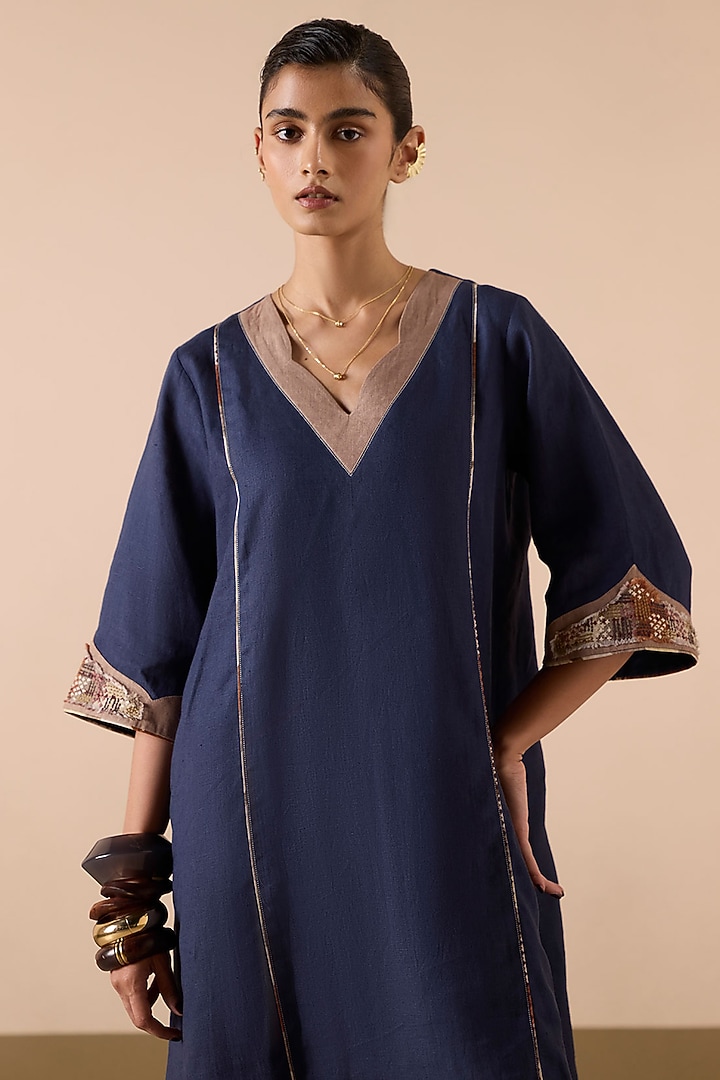 Navy Linen Applique & Work Kurta Set by Sureena Chowdhri at Pernia's Pop Up Shop