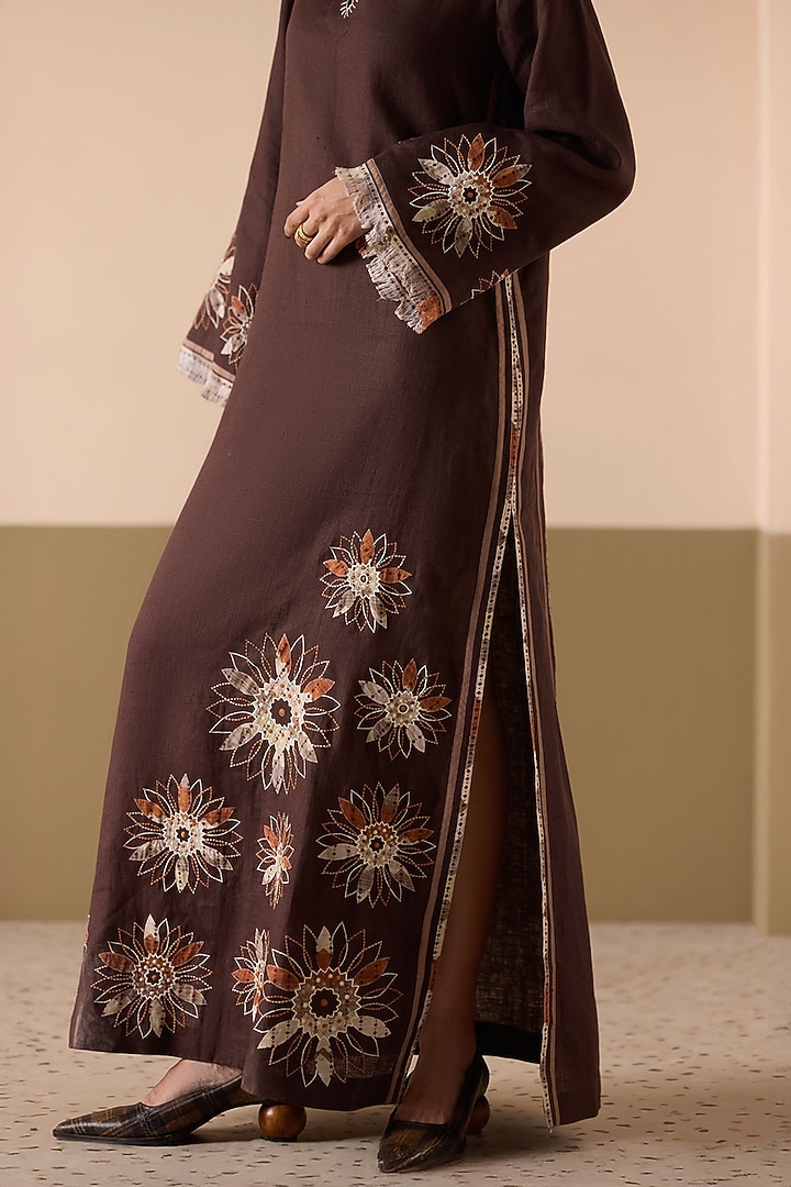 Brown Linen Applique & Thread Work Kaftan by Sureena Chowdhri at Pernia's Pop Up Shop