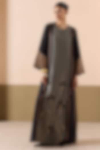 Black & Sage Linen Applique Work Kaftan by Sureena Chowdhri at Pernia's Pop Up Shop