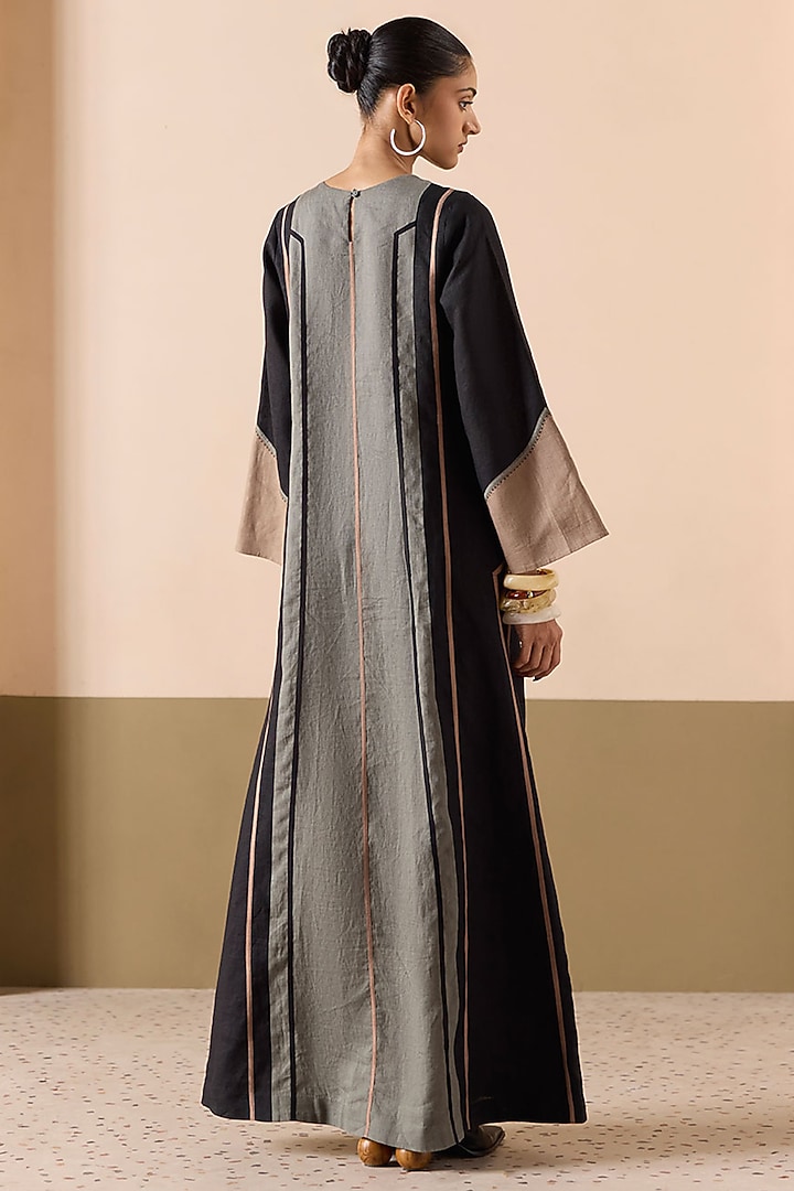 Black & Sage Linen Applique Work Kaftan by Sureena Chowdhri at Pernia's Pop Up Shop