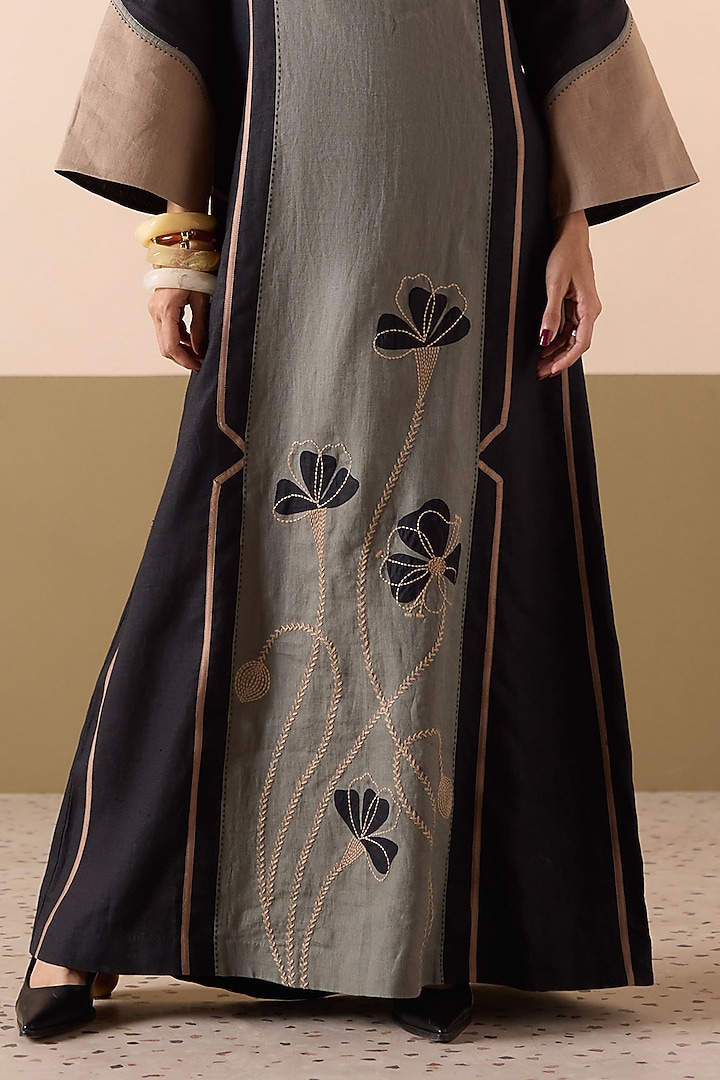 Black & Sage Linen Applique Work Kaftan by Sureena Chowdhri at Pernia's Pop Up Shop