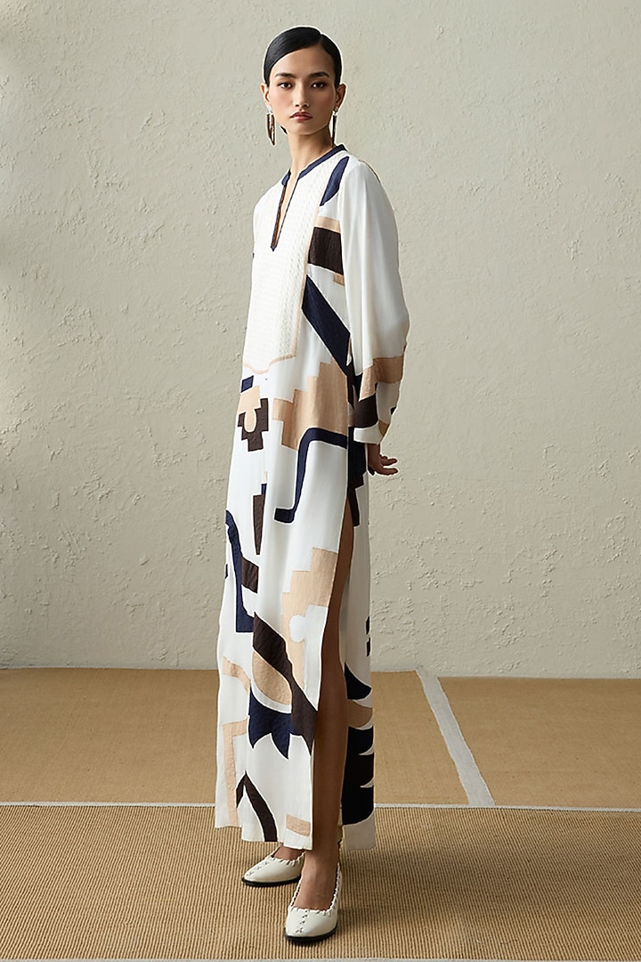 Ivory Muslin Applique Work Kaftan by Sureena Chowdhri at Pernia's Pop Up Shop