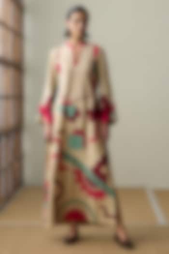 Dark Beige Muslin Applique Work Kaftan by Sureena Chowdhri at Pernia's Pop Up Shop