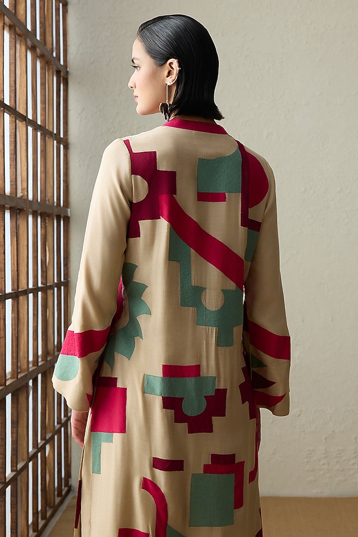 Dark Beige Muslin Applique Work Kaftan by Sureena Chowdhri at Pernia's Pop Up Shop
