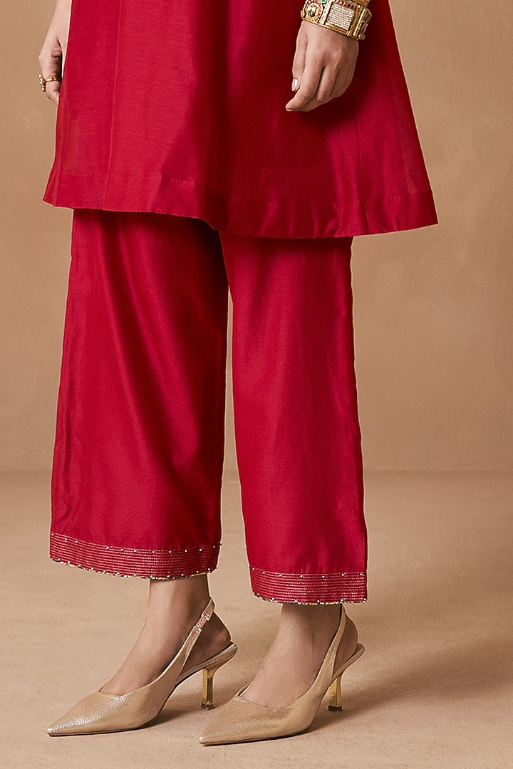 Deep Red Silk Chanderi Applique Embroidered Kurta Set by Sureena Chowdhri at Pernia's Pop Up Shop