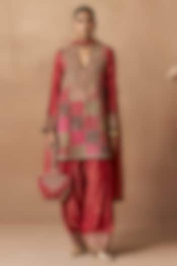 Deep Red Tissue Silk Zardosi Embroidered Kurta Set by Sureena Chowdhri at Pernia's Pop Up Shop