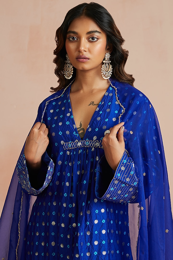 Ink Blue Bandhani Silk Kurta Set by Sureena Chowdhri at Pernia's Pop Up Shop
