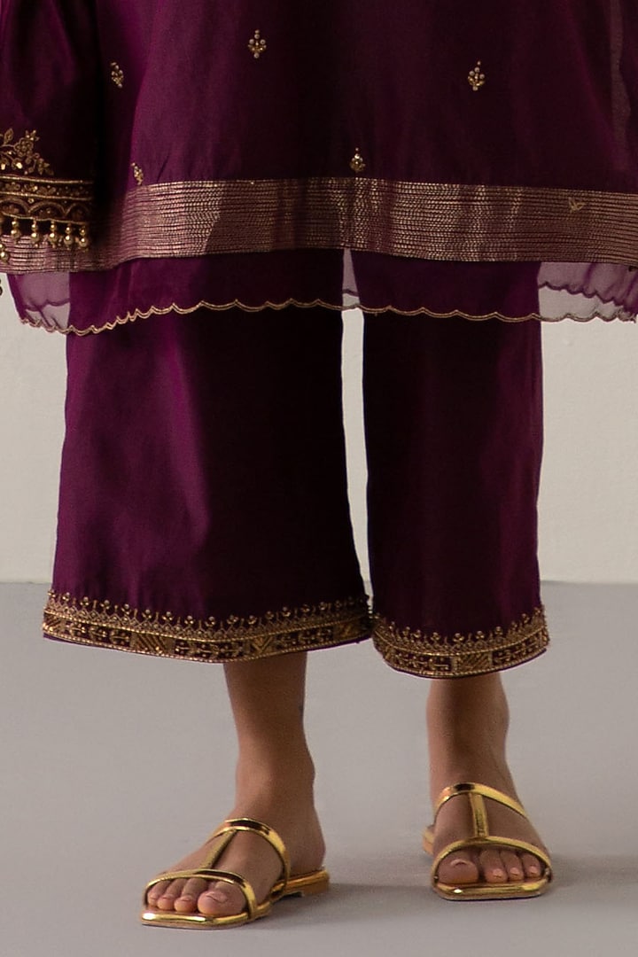 Wine Silk Chanderi Embroidered Kurta Set by Sureena Chowdhri at Pernia's Pop Up Shop