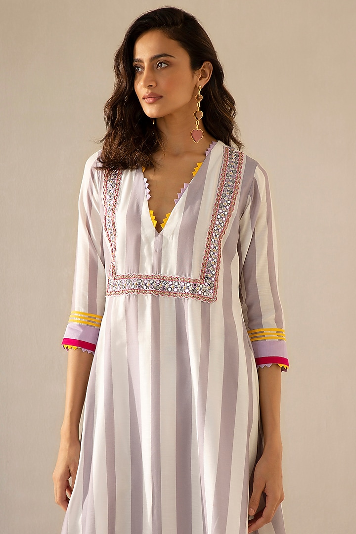 Mauve Grey Cotton Chanderi Embroidered Kurta Set by Sureena Chowdhri at Pernia's Pop Up Shop