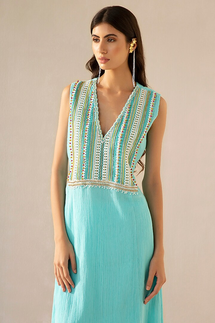 Ice Blue Cotton Gauze Embroidered Kurta Set by Sureena Chowdhri at Pernia's Pop Up Shop