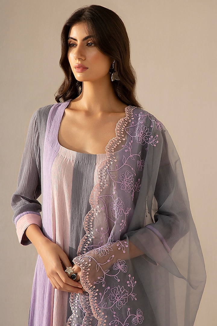 Mauve Grey & Candy Pink Cotton Gauze Kurta Set by Sureena Chowdhri at Pernia's Pop Up Shop