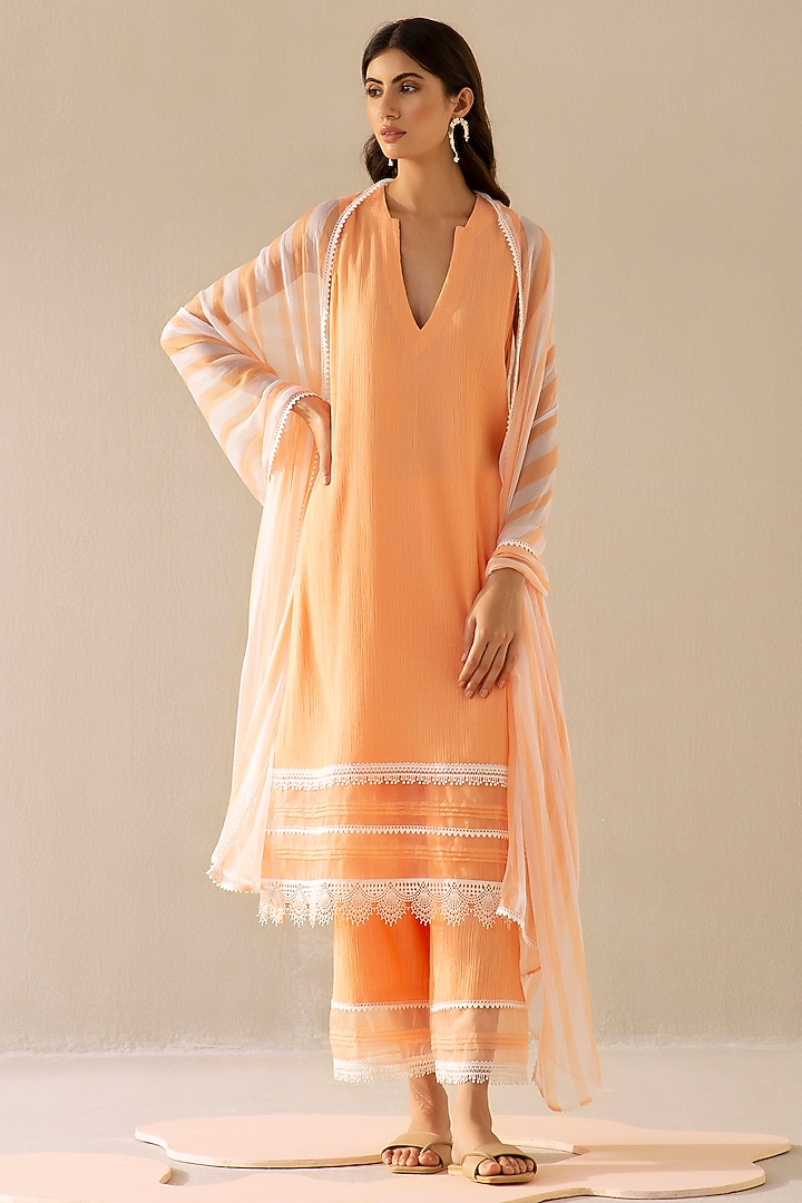 Peach Cotton Gauze Embroidered Kurta Set by Sureena Chowdhri at Pernia's Pop Up Shop