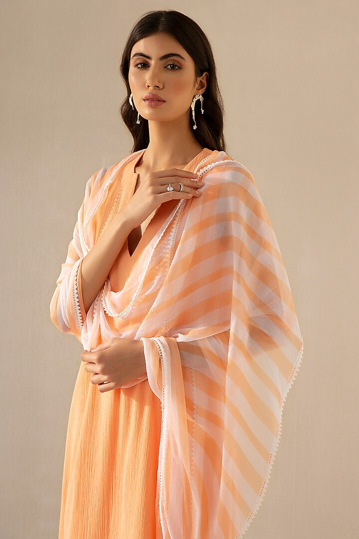 Peach Cotton Gauze Embroidered Kurta Set by Sureena Chowdhri at Pernia's Pop Up Shop