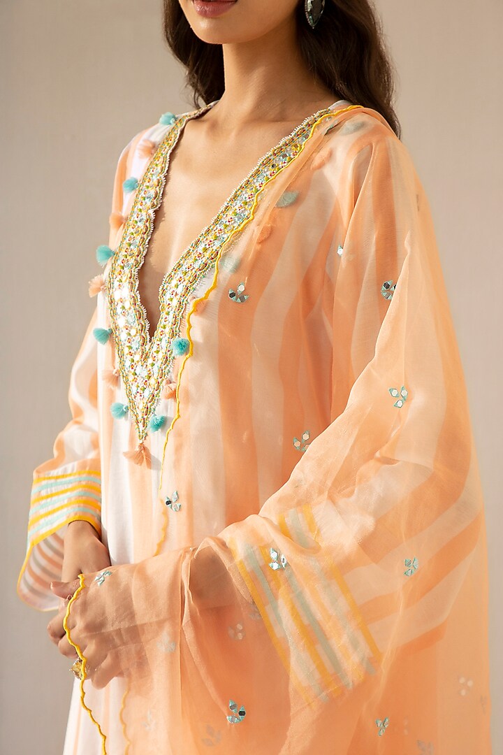 Peach & Ivory Cotton Chanderi Embroidered Kurta Set by Sureena Chowdhri at Pernia's Pop Up Shop