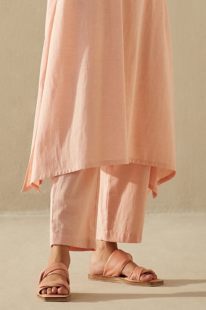 Peach Cotton Kurta Set by Sureena Chowdhri at Pernia's Pop Up Shop