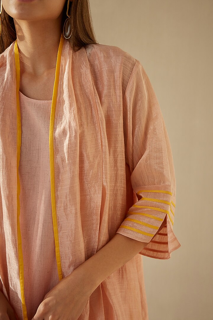 Peach Cotton Kurta Set by Sureena Chowdhri at Pernia's Pop Up Shop