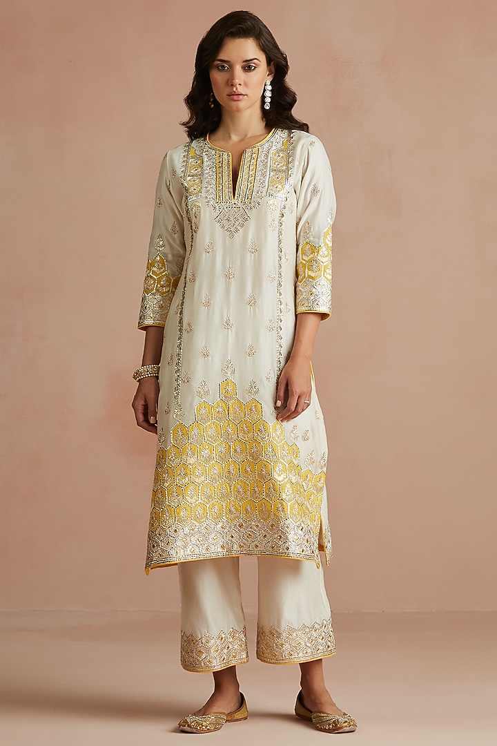Ivory Silk Chanderi Embroidered Kurta Set by Sureena Chowdhri at Pernia's Pop Up Shop