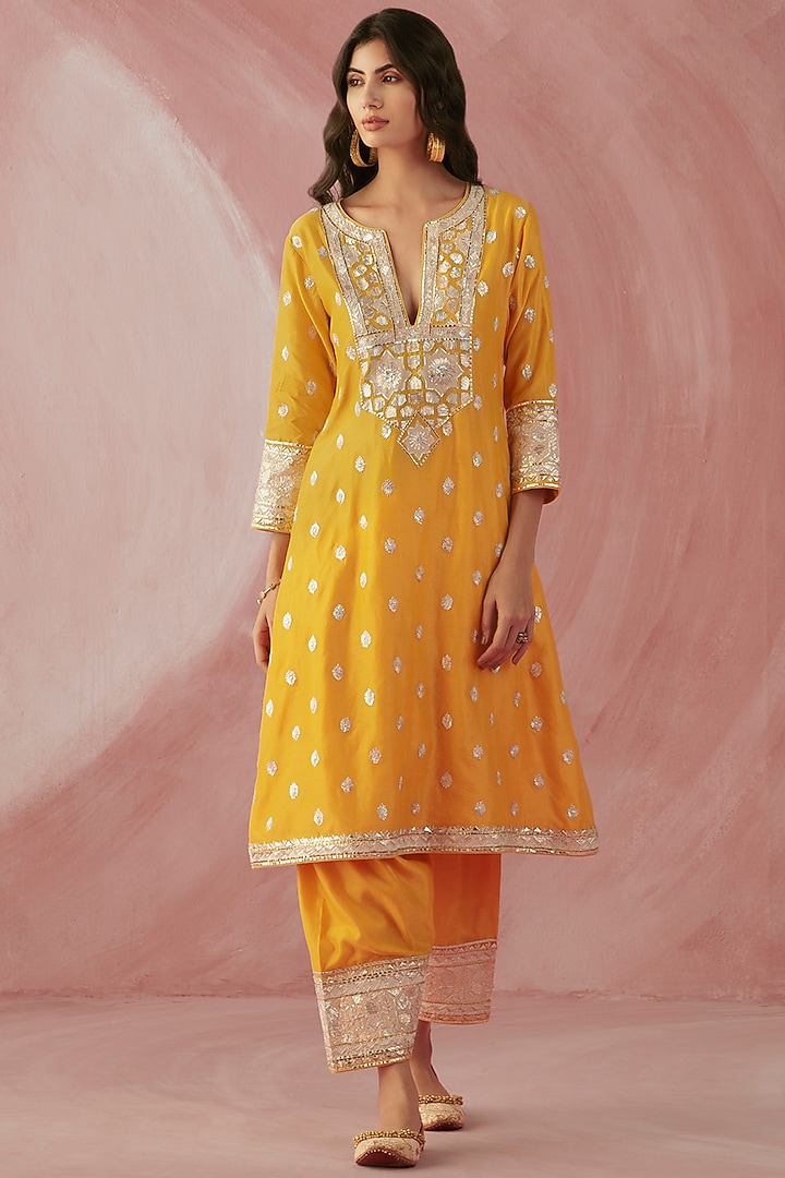 Yellow Silk Chanderi Embroidered Kurta Set by Sureena Chowdhri at Pernia's Pop Up Shop