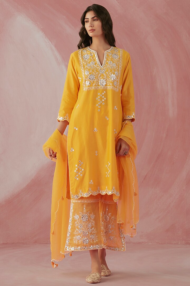 Yellow Silk Chanderi Embroidered Kurta Set by Sureena Chowdhri at Pernia's Pop Up Shop