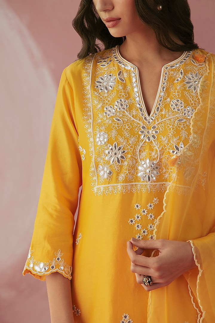 Yellow Silk Chanderi Embroidered Kurta Set by Sureena Chowdhri at Pernia's Pop Up Shop