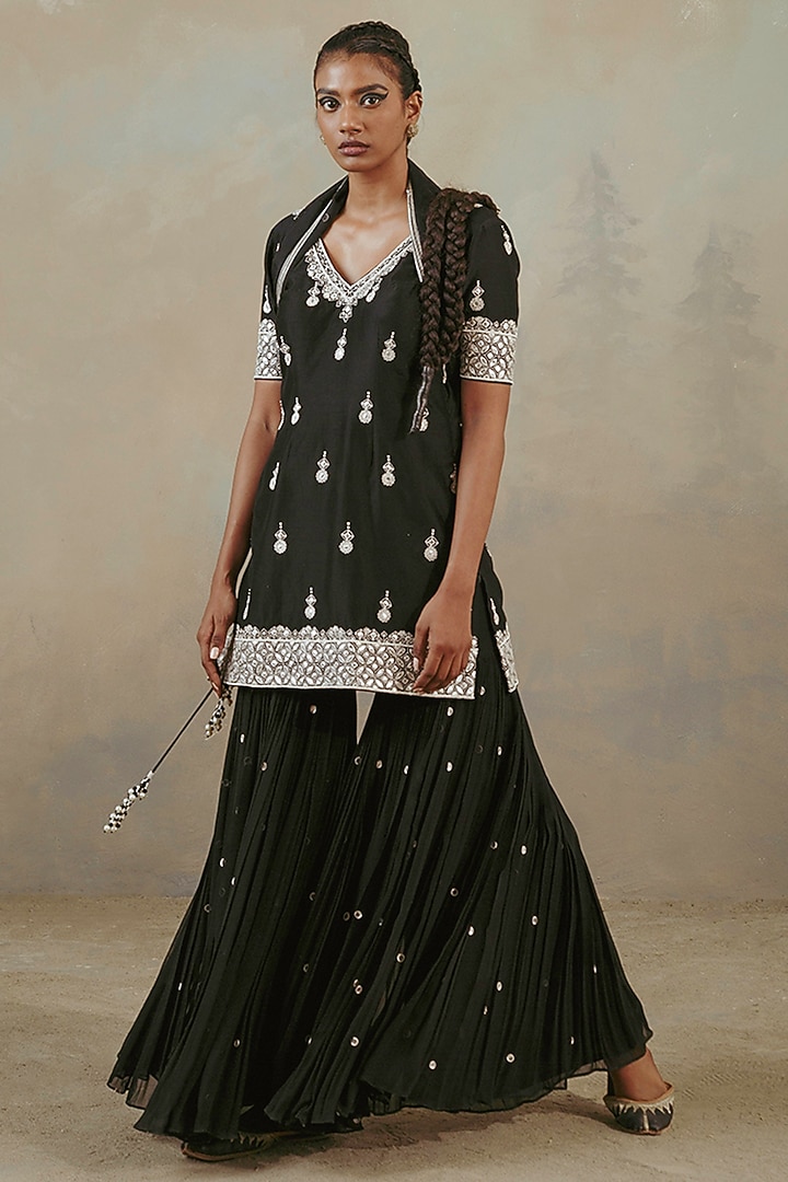 Ebony Black Georgette Gharara Set by Sureena Chowdhri at Pernia's Pop Up Shop