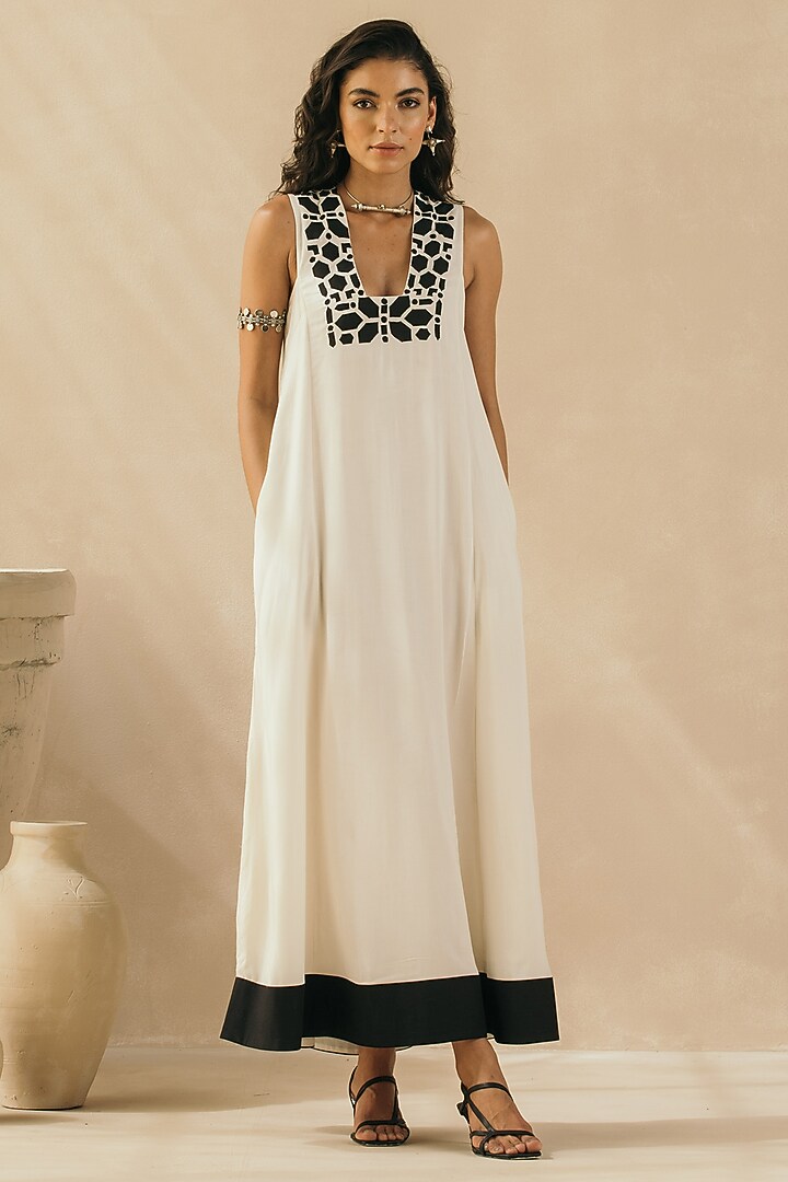 Ivory Muslin Summer Dress by Sureena Chowdhri at Pernia's Pop Up Shop