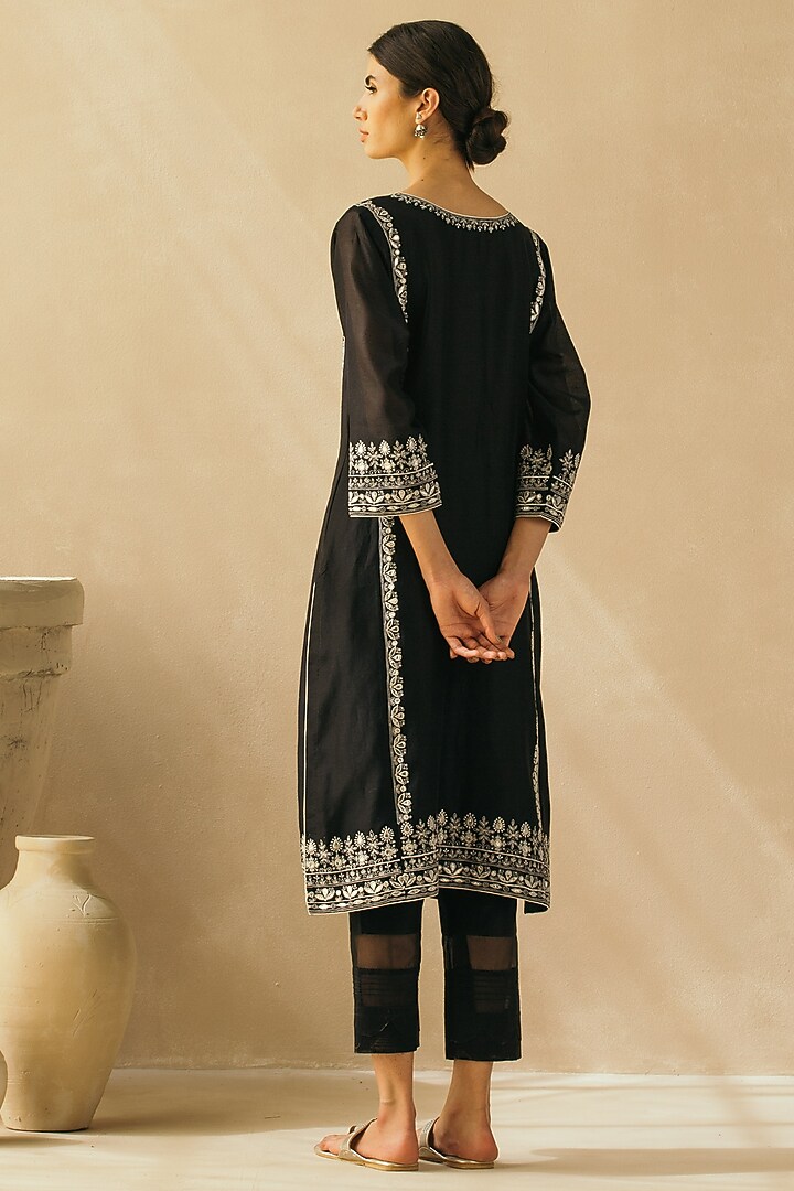 Midnight Black Silk Chanderi Embroidered Kurta Set by Sureena Chowdhri at Pernia's Pop Up Shop
