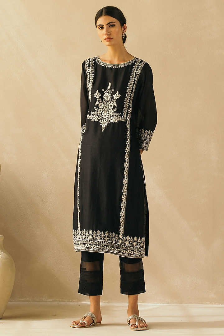 Midnight Black Silk Chanderi Embroidered Kurta Set by Sureena Chowdhri at Pernia's Pop Up Shop