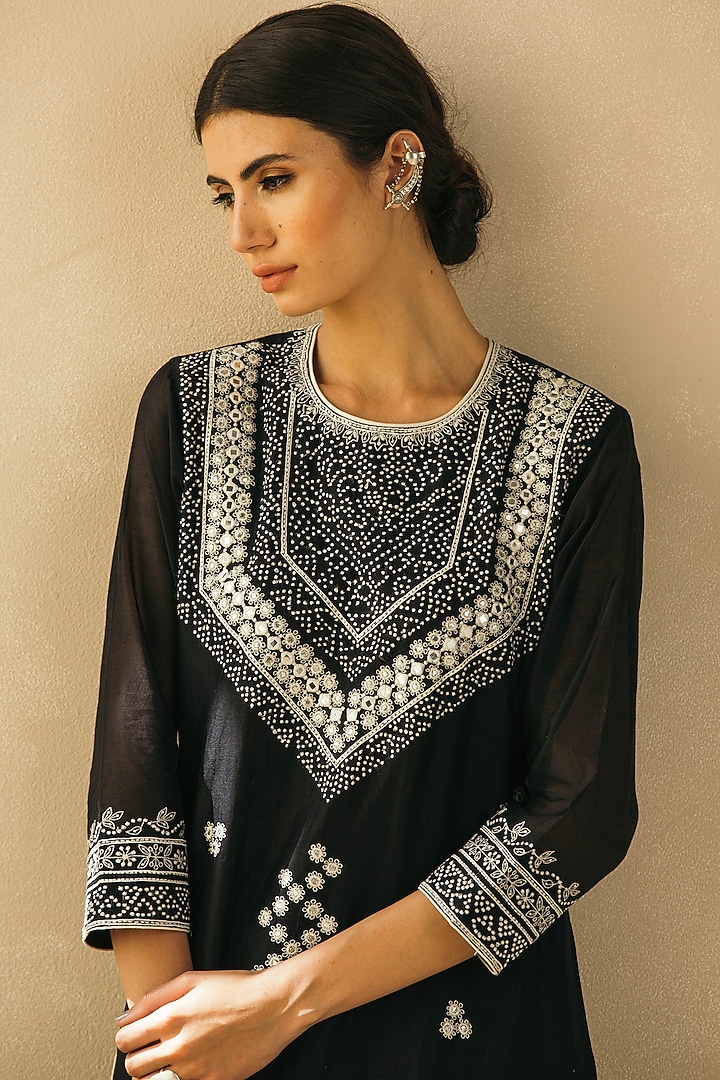 Midnight Black Silk Chanderi Embroidered Kurta Set by Sureena Chowdhri at Pernia's Pop Up Shop