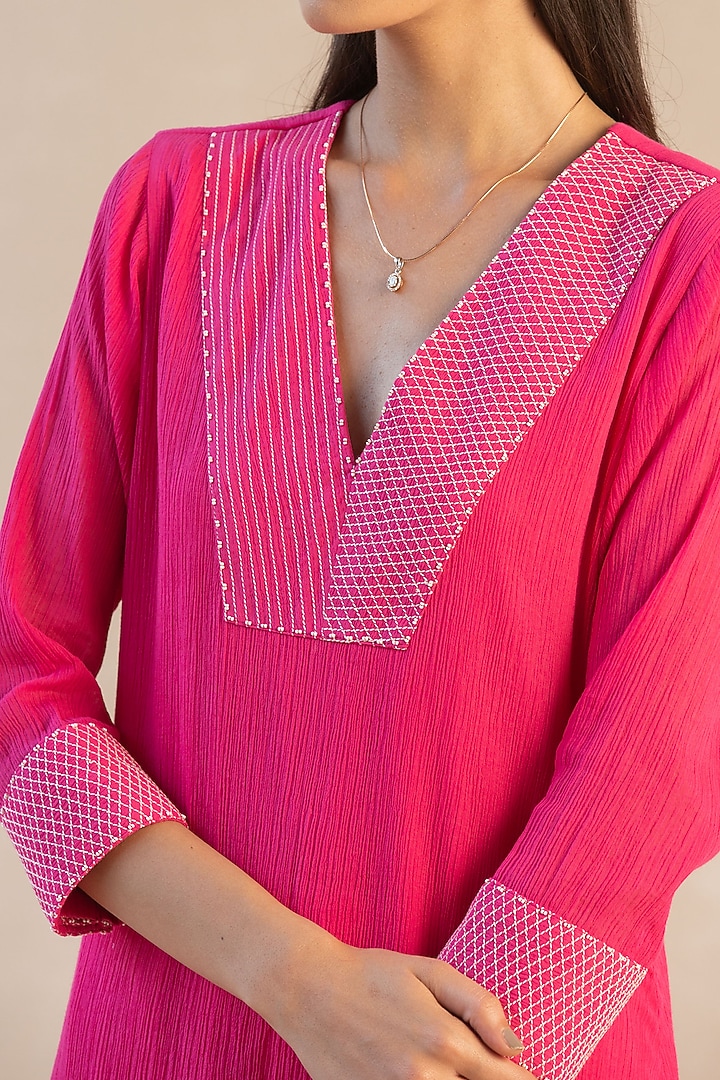 Ruby Pink Gauze Cotton Kurta Set by Sureena Chowdhri at Pernia's Pop Up Shop