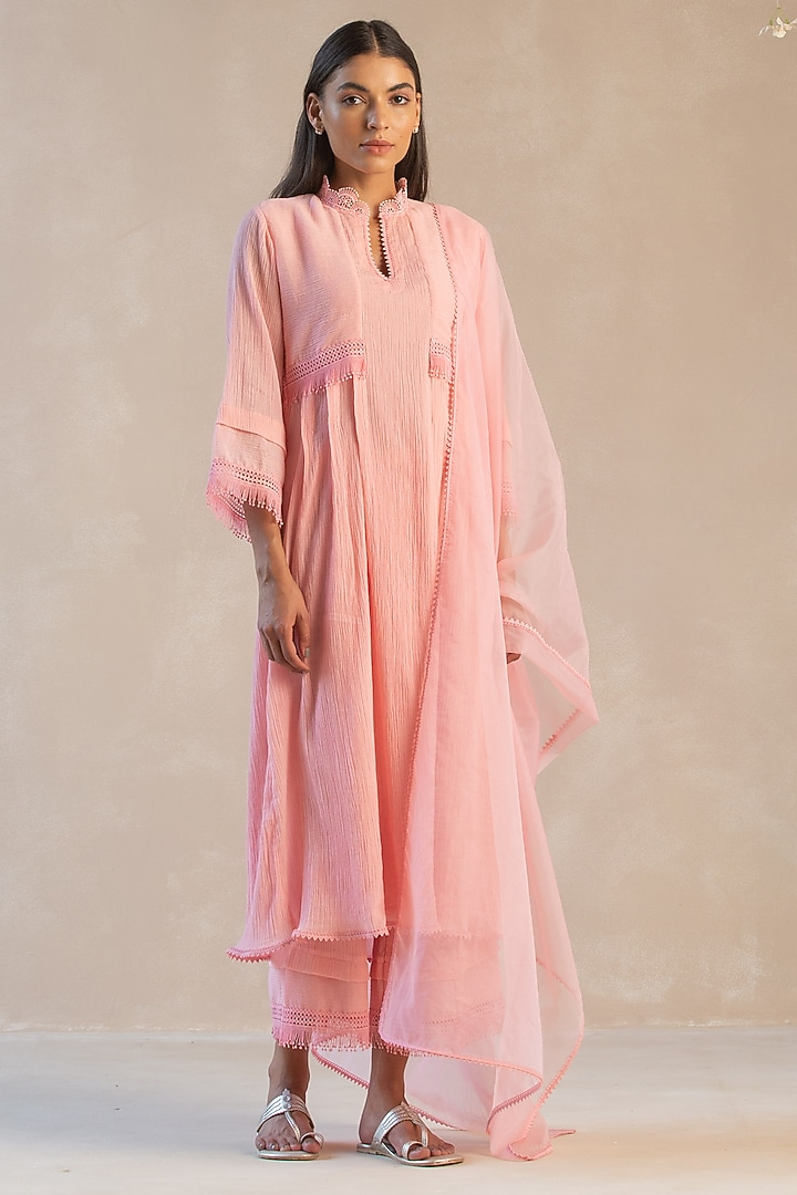 Peony Pink Gauze Cotton Kurta Set by Sureena Chowdhri at Pernia's Pop