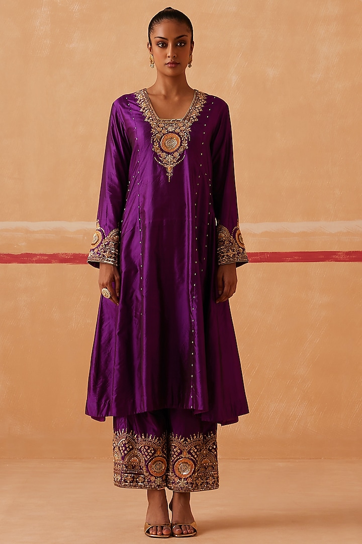 Plum Pure Silk Kurta Set by Sureena Chowdhri at Pernia's Pop Up Shop