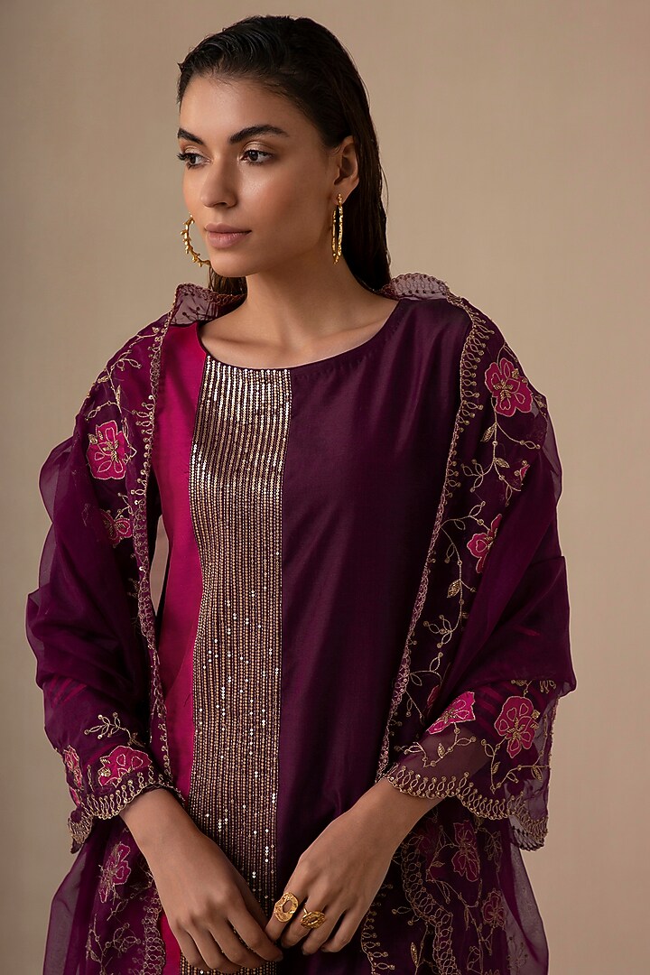 Wine & Crimson Magenta Silk Chanderi Kurta Set by Sureena Chowdhri at Pernia's Pop Up Shop