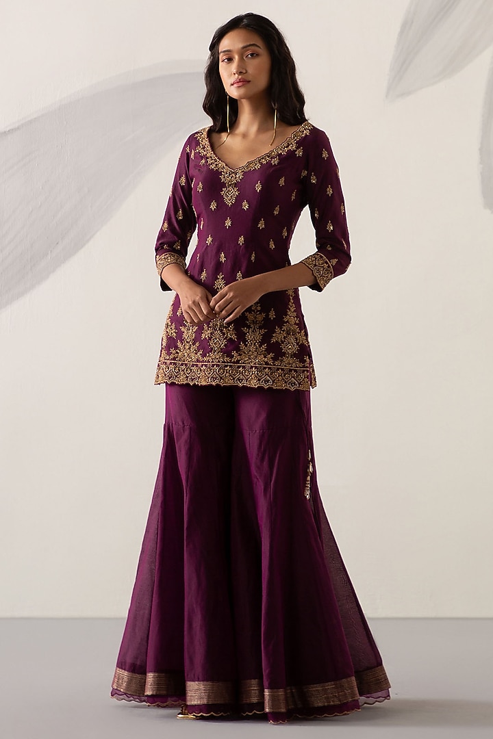 Wine Silk Chanderi Gharara Set by Sureena Chowdhri at Pernia's Pop Up Shop