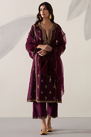 Wine Silk Chanderi Embroidered Kurta Set by Sureena Chowdhri
