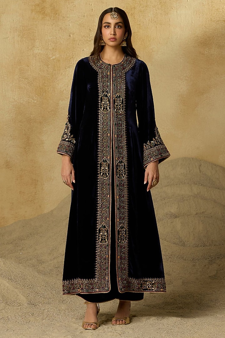 Navy Blue Silk Velvet Zardosi Embroidered Wedding Anarkali Set by Sureena Chowdhri at Pernia's Pop Up Shop