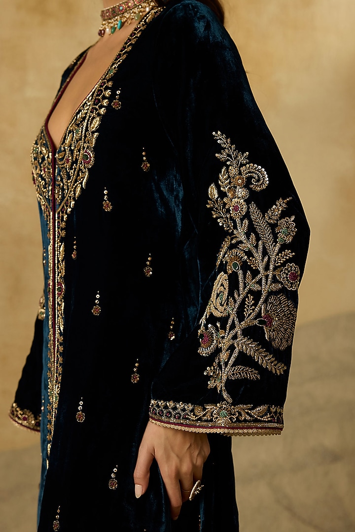 Peacock Blue Silk Velvet Zardosi Embroidered Wedding Anarkali Set by Sureena Chowdhri at Pernia's Pop Up Shop