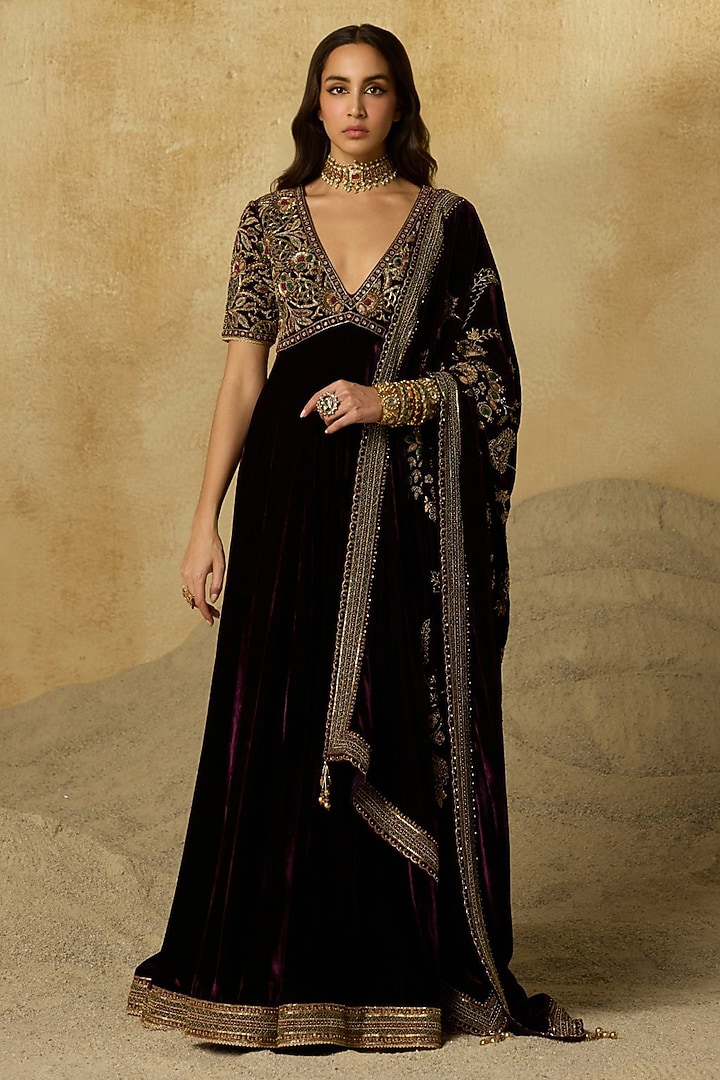 Jamuni Purple Silk Velvet Aari Embroidered Bridal Anarkali Set by Sureena Chowdhri at Pernia's Pop Up Shop