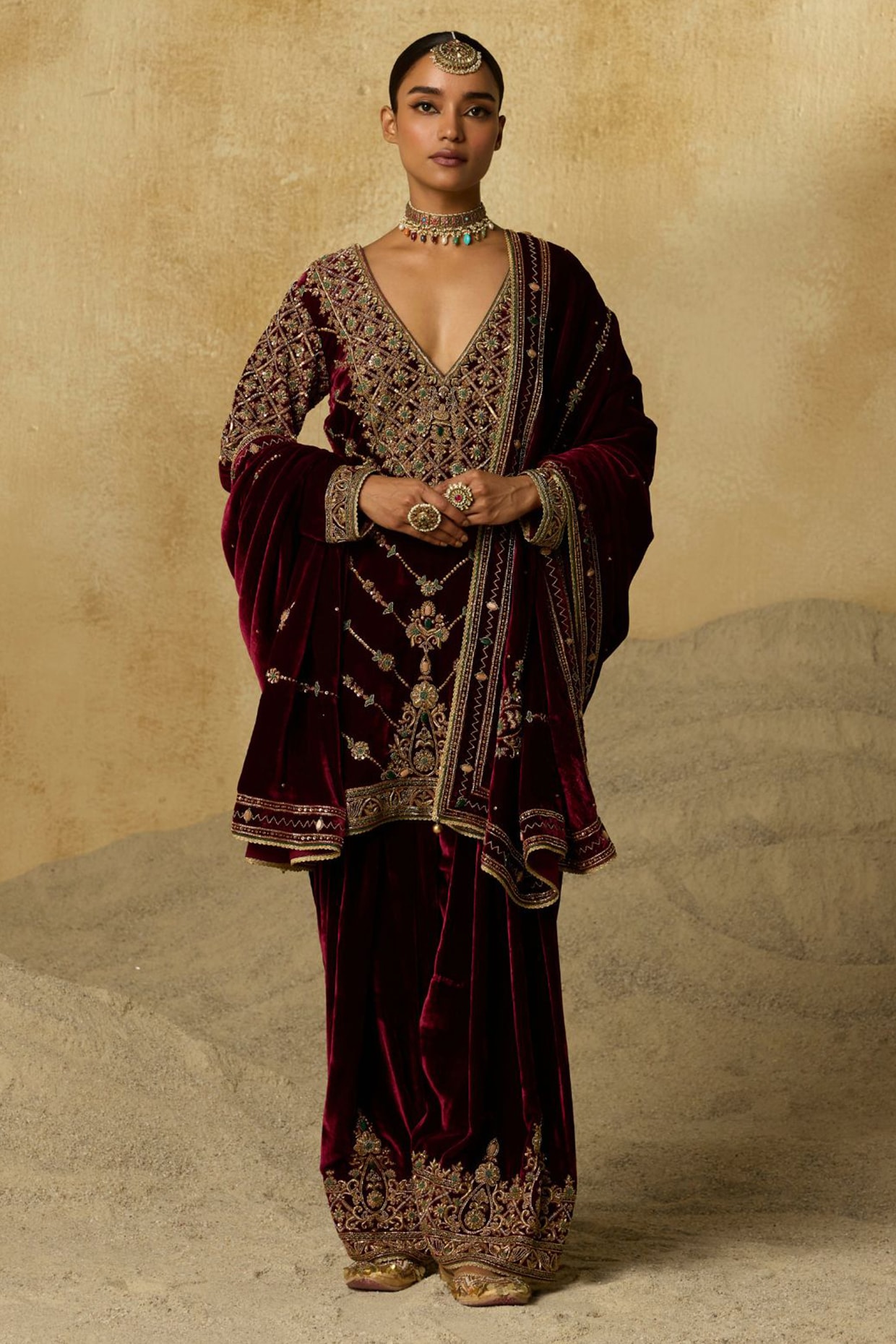Sureena Chowdhri Cherry Red Silk Velvet Aari Embroidered Farshi Set