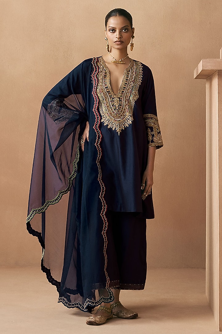 Navy Blue Silk Chanderi Applique Embroidered Kurta Set by Sureena Chowdhri at Pernia's Pop Up Shop