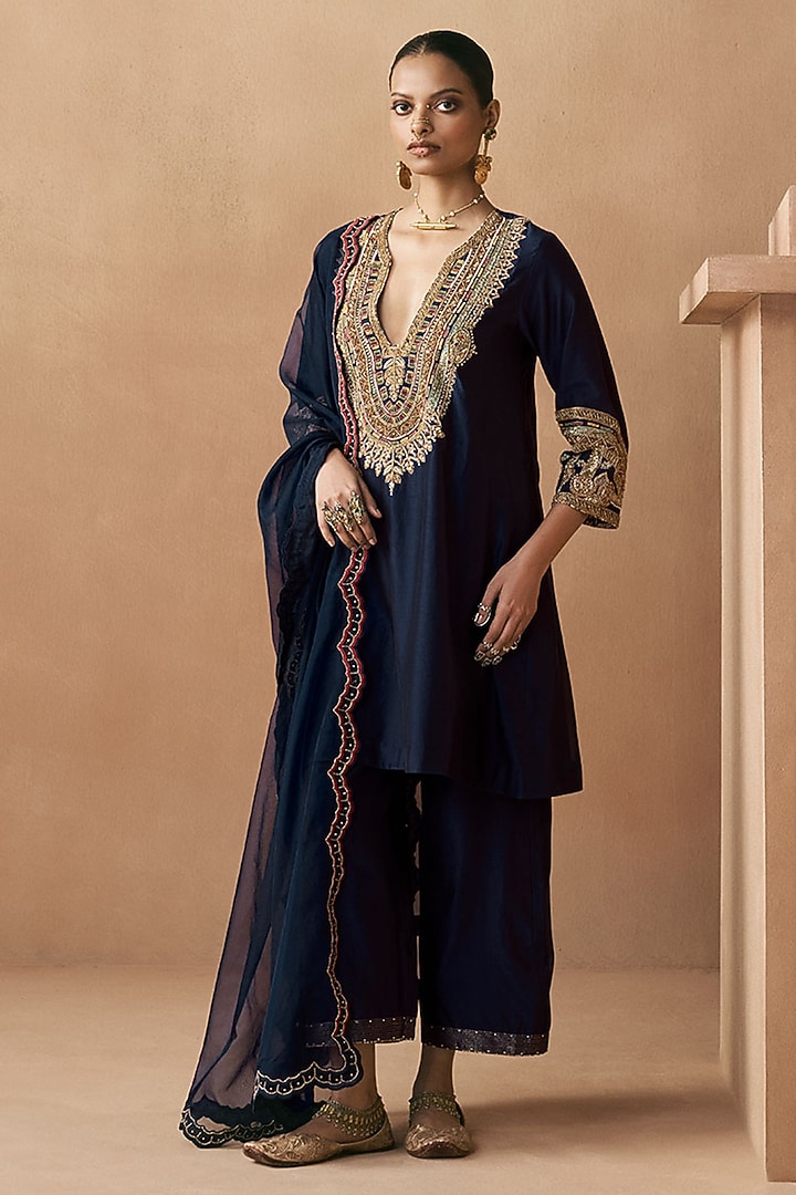 Navy Blue Silk Chanderi Applique Embroidered Kurta Set by Sureena Chowdhri at Pernia's Pop Up Shop