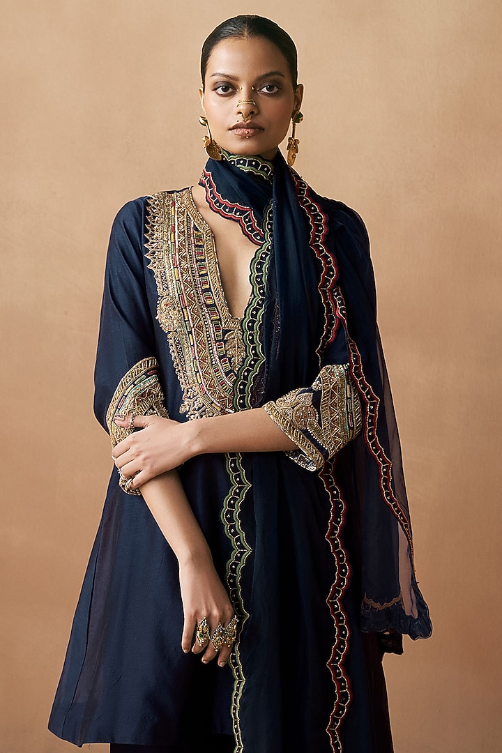 Navy Blue Silk Chanderi Applique Embroidered Kurta Set by Sureena Chowdhri at Pernia's Pop Up Shop