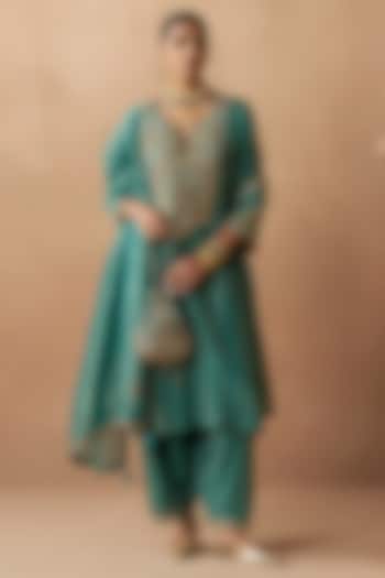 Forest Green Silk Chanderi Aari Embroidered A-Line Kurta Set by Sureena Chowdhri at Pernia's Pop Up Shop