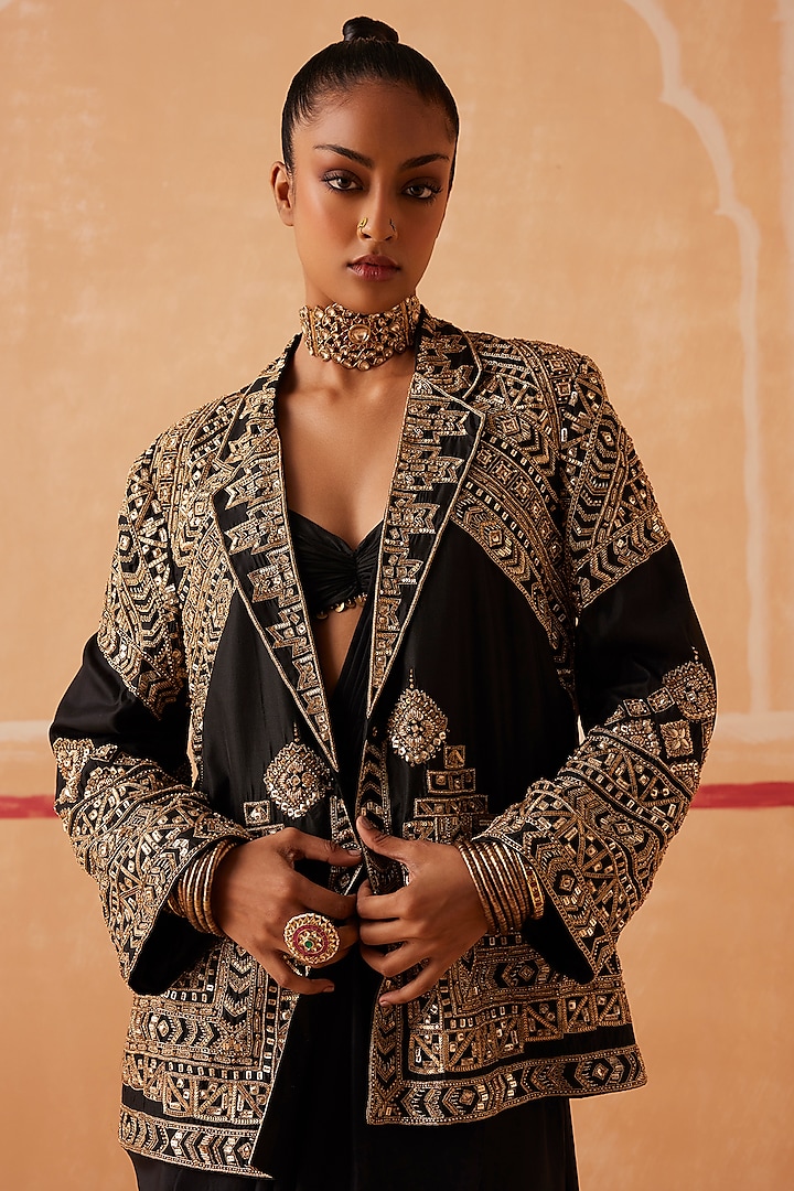 Black Habutai Silk Draped Reception Saree Set by Sureena Chowdhri at Pernia's Pop Up Shop