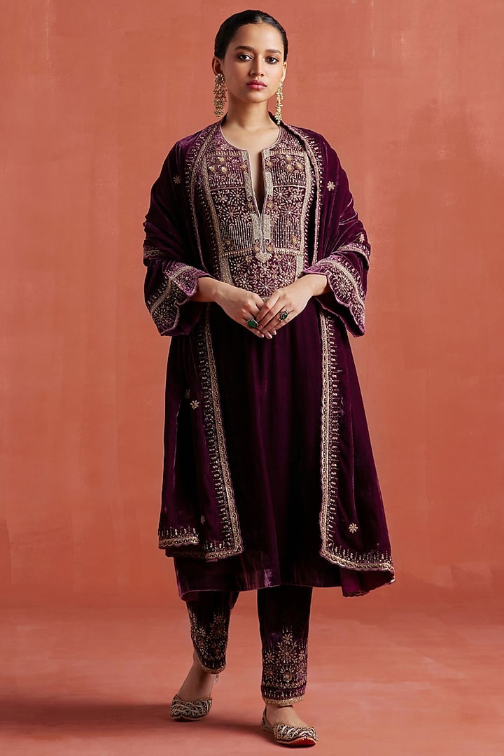 Wine Silk Velvet Hand Embroidered Kurta Set by Sureena Chowdhri