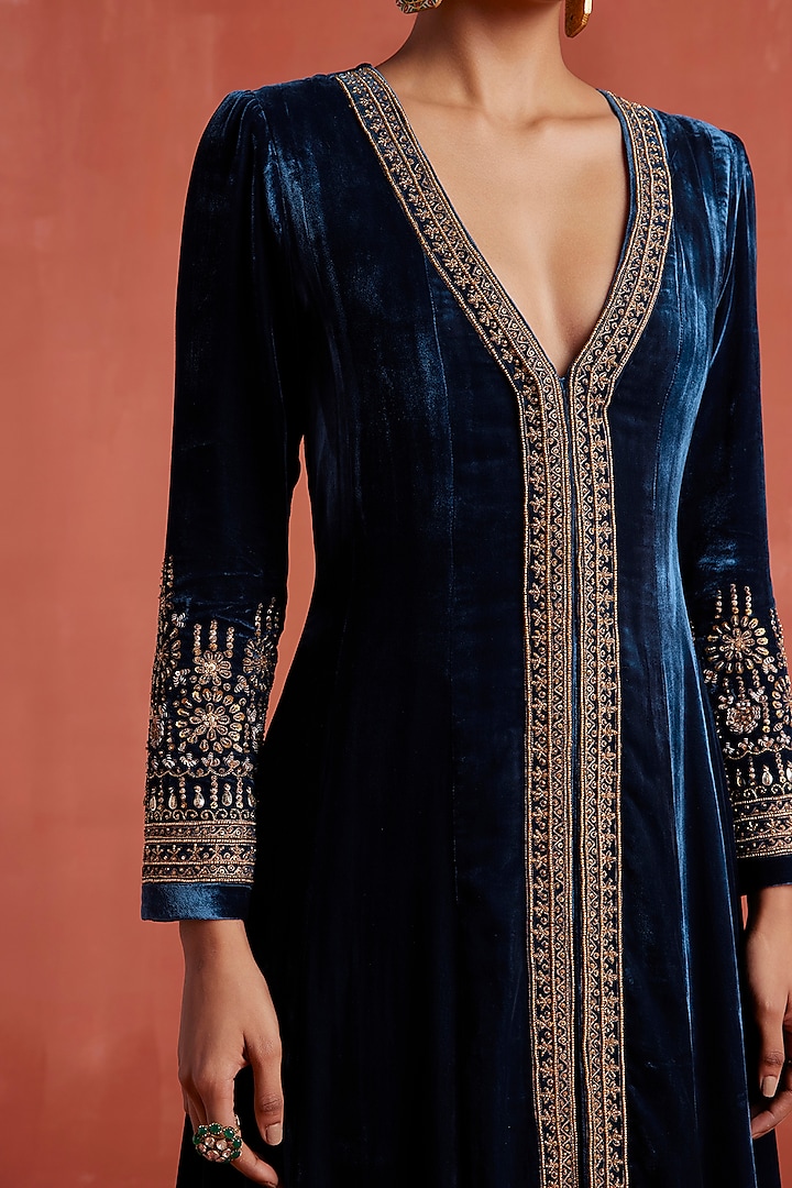 Peacock Blue Silk Velvet Zardosi Work Bridal Anarkali Set by Sureena Chowdhri at Pernia's Pop Up Shop
